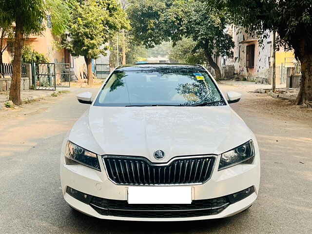 Second Hand Skoda Superb [2016-2020] L&K TSI AT in Delhi