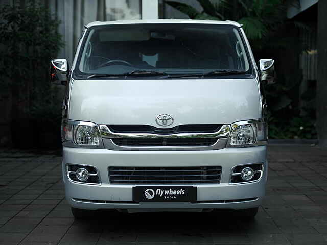 Second Hand Toyota Commuter Luxury Van in Malappuram