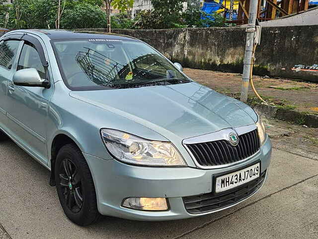 Second Hand Skoda Laura Ambition 2.0 TDI CR AT in Mumbai