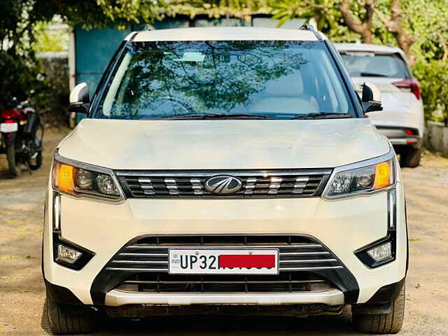 Second Hand Mahindra XUV300 [2019-2024] 1.5 W8 (O) [2019-2020] in Lucknow