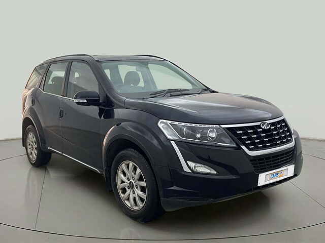 Second Hand Mahindra XUV500 W11 AT in Pune