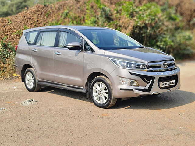 Second Hand Toyota Innova Crysta [2016-2020] 2.4 V Diesel in Mumbai