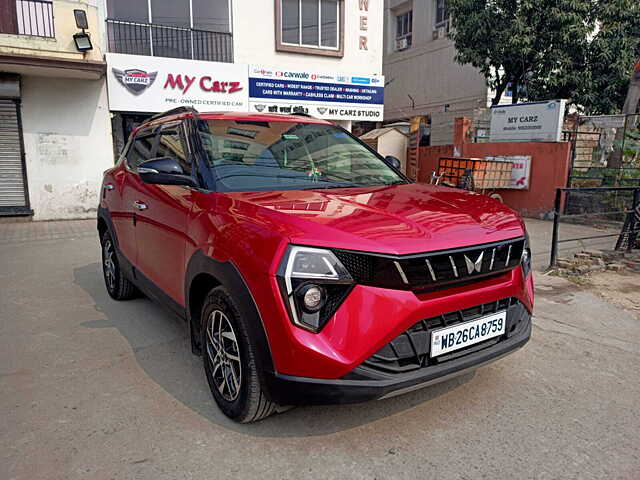 Second Hand Mahindra XUV 3XO AX5 1.2 Petrol in Kolkata