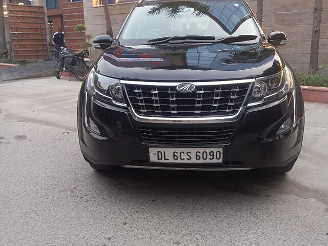 Second Hand Mahindra XUV500 W11 AT in Delhi