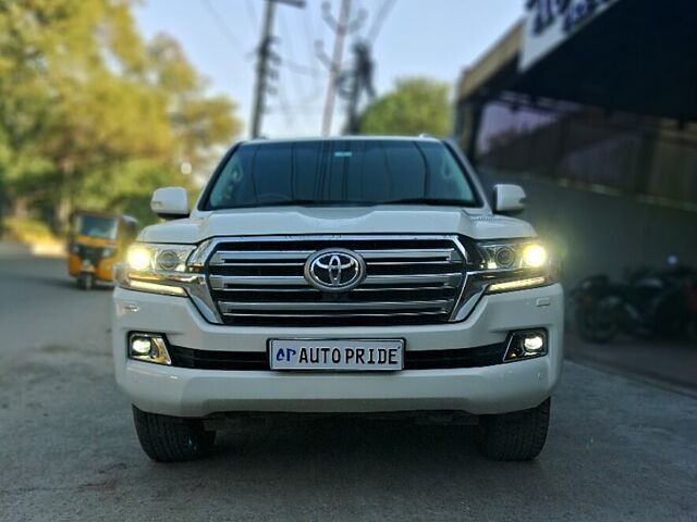 Second Hand Toyota Land Cruiser [2011-2015] LC 200 VX in Hyderabad