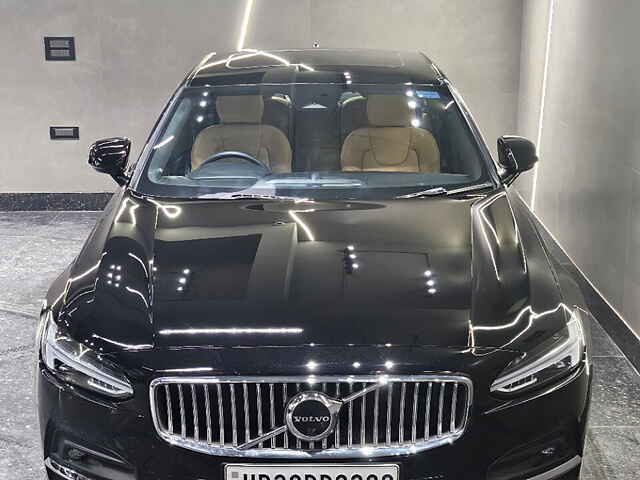 Second Hand Volvo S90 B5 Ultimate [2022-2023] in Delhi