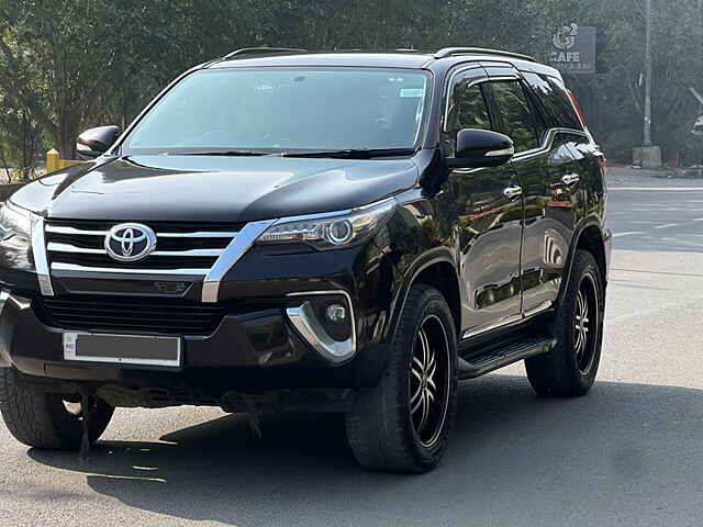 Second Hand Toyota Fortuner [2016-2021] 2.8 4x2 AT [2016-2020] in Delhi