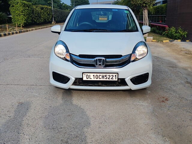 Second Hand Honda Brio S MT in Delhi