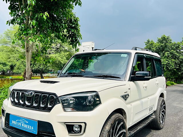 Second Hand Mahindra Scorpio 2021 S7 in Delhi