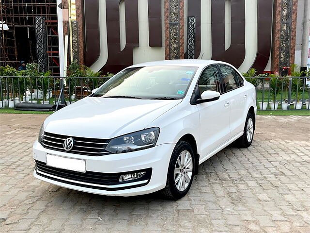 Second Hand Volkswagen Vento [2015-2019] Highline Plus 1.2 (P) AT 16 Alloy in Delhi