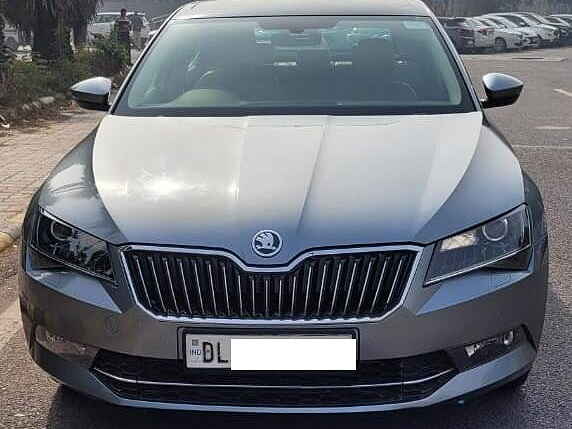 Second Hand Skoda Superb [2016-2020] L&K TSI AT in Delhi