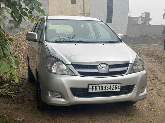 Second Hand Toyota Innova [2005-2009] 2.5 G4 8 STR in Ludhiana