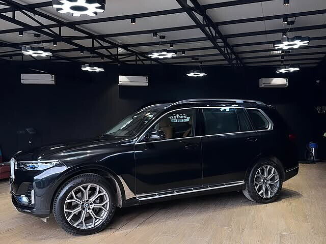 Second Hand BMW X7 [2019-2023] xDrive30d DPE Signature 7STR in Mumbai