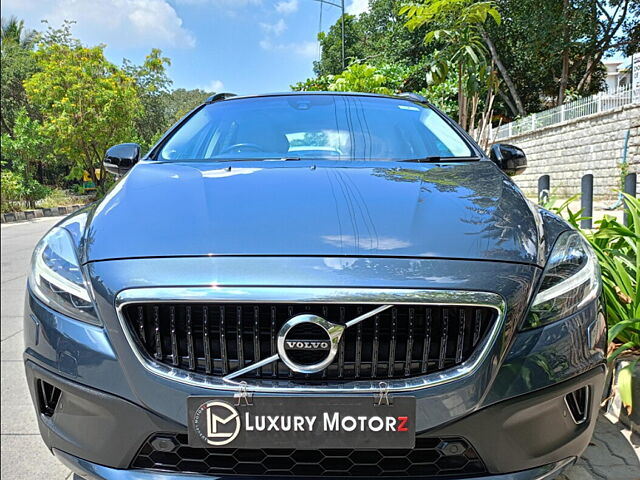 Second Hand Volvo V40 Cross Country [2016-2019] D3 Inscription in Bangalore