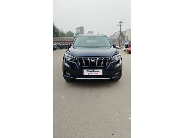 Second Hand Mahindra XUV700 AX 7 Petrol AT 7 STR [2021] in Noida