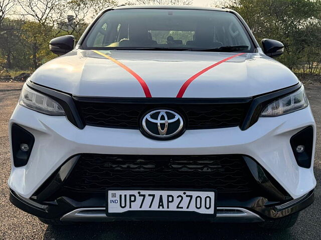 Second Hand Toyota Fortuner Legender 2.8 4X2 AT in Delhi