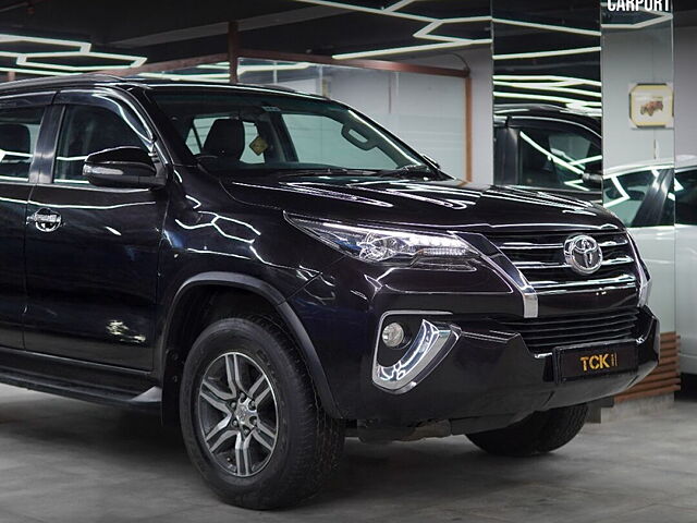 Second Hand Toyota Fortuner [2016-2021] 2.8 4x2 MT [2016-2020] in Ghaziabad