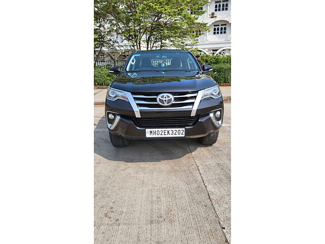 Second Hand Toyota Fortuner [2016-2021] 2.8 4x2 AT [2016-2020] in Navi Mumbai