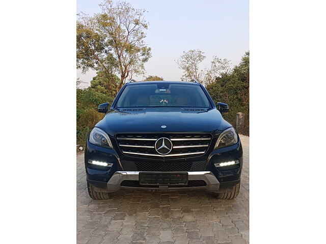 Second Hand Mercedes-Benz M-Class ML 250 CDI in Ahmedabad