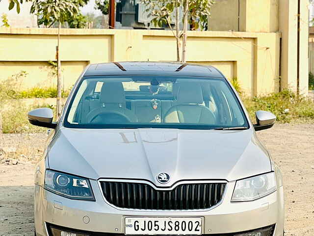 Second Hand Skoda Octavia [2017-2021] 2.0 TDI CR Style Plus AT [2017] in Surat