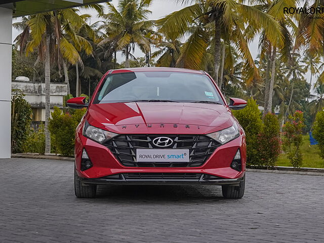 Second Hand Hyundai i20 [2020-2023] Sportz 1.2 IVT [2020-2023] in Kochi