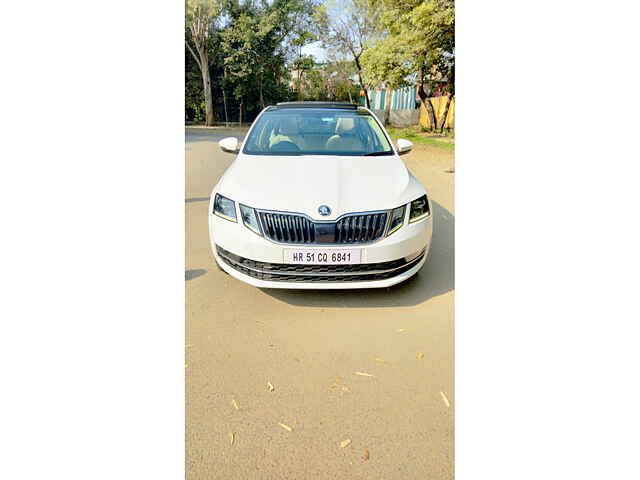 Second Hand Skoda Octavia [2017-2021] 1.8 TSI Style Plus AT [2017] in Delhi