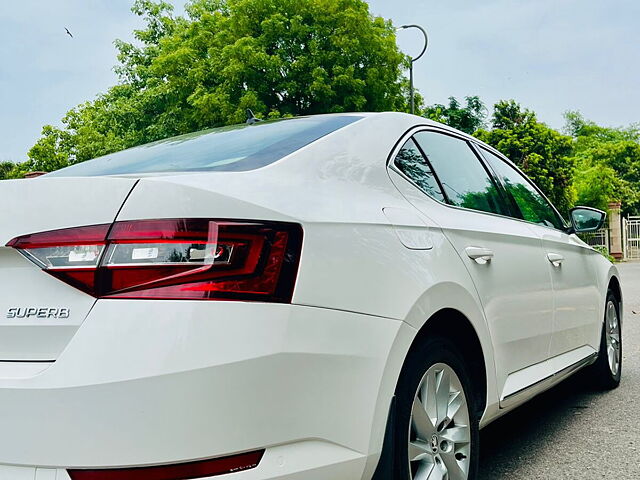 Second Hand Skoda Superb [2016-2020] L&K TSI AT in Delhi