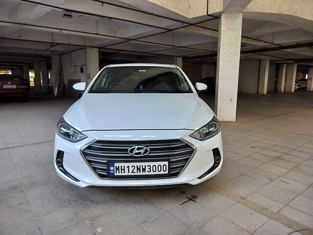 Second Hand Hyundai Elantra SX (O) 2.0 AT in Mumbai