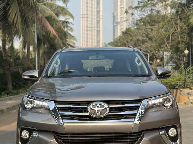 Second Hand Toyota Fortuner [2016-2021] 2.8 4x2 AT [2016-2020] in Mumbai