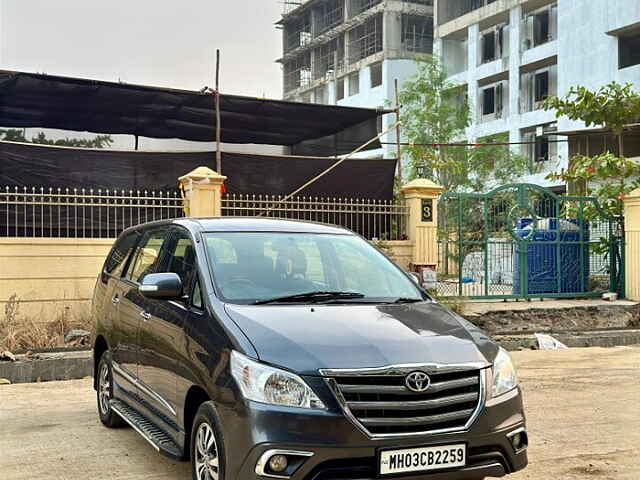 Second Hand Toyota Innova [2005-2009] 2.5 V 8 STR in Thane