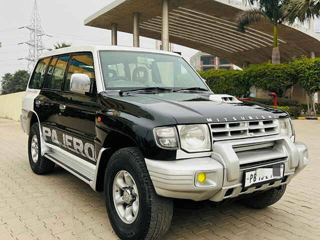 Second Hand Mitsubishi Pajero SFX 2.8 in Mohali