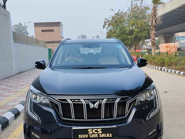 Second Hand Mahindra XUV700 AX 7 Petrol AT 7 STR [2021] in Delhi