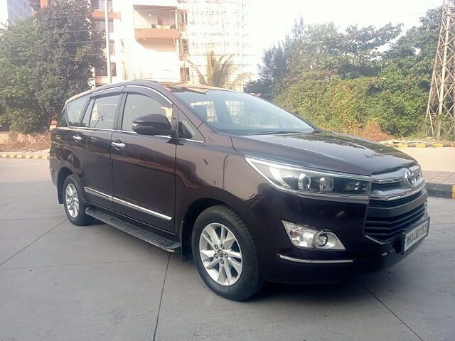 Second Hand Toyota Innova Crysta [2016-2020] 2.4 V Diesel in Mumbai