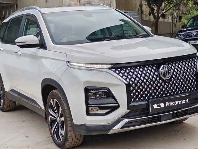 Second Hand MG Hector Plus Sharp Pro 1.5 Turbo Petrol CVT 7 STR [2023] in Bangalore