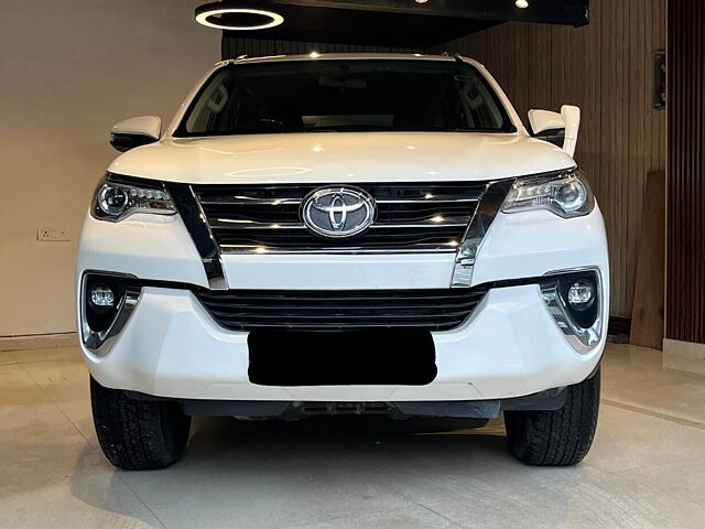 Second Hand Toyota Fortuner [2016-2021] 2.8 4x2 AT [2016-2020] in Delhi