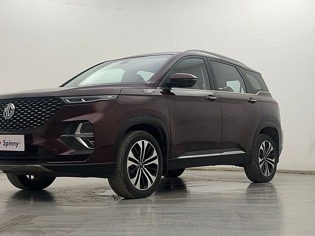 Second Hand MG Hector Plus [2020-2023] Sharp 1.5 Petrol Turbo Hybrid MT 6-STR in Hyderabad