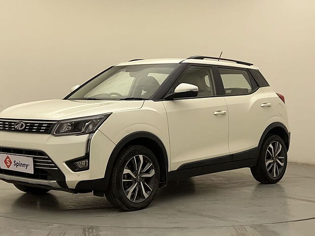 Second Hand Mahindra XUV300 [2019-2024] W8 (O) 1.2 Petrol AMT in Pune