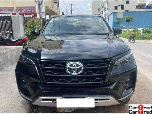 Second Hand Toyota Fortuner 4X2 MT 2.8 Diesel in Hyderabad