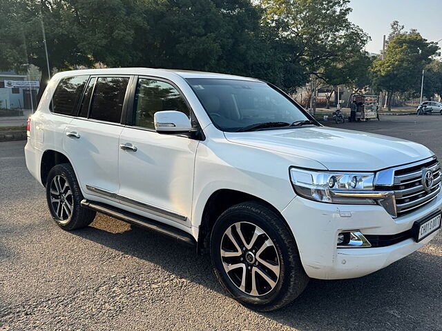 Second Hand Toyota Land Cruiser [2011-2015] LC 200 VX in Mohali