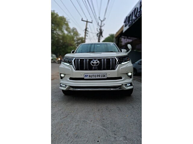 Second Hand Toyota Land Cruiser Prado VX L in Hyderabad