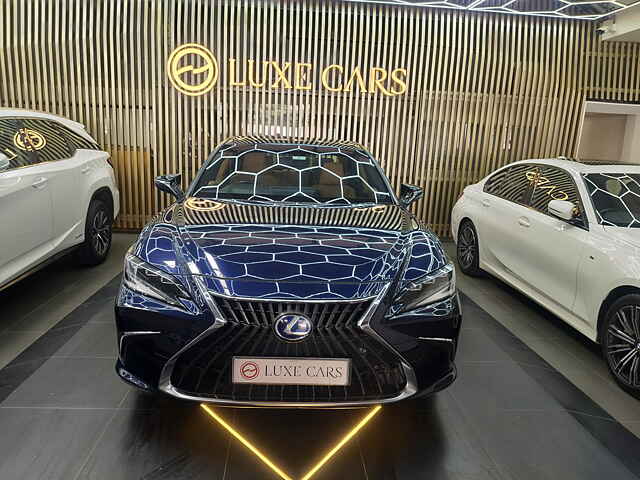 Second Hand Lexus ES 300h Luxury in Bangalore