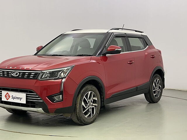 Second Hand Mahindra XUV300 [2019-2024] W8(O) 1.5 Diesel Dual Tone [2020] in Kolkata