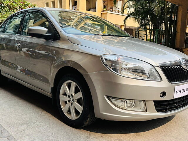 Second Hand Skoda Rapid [2014-2015] 1.5 TDI CR Ambition with Alloy Wheels in Pune