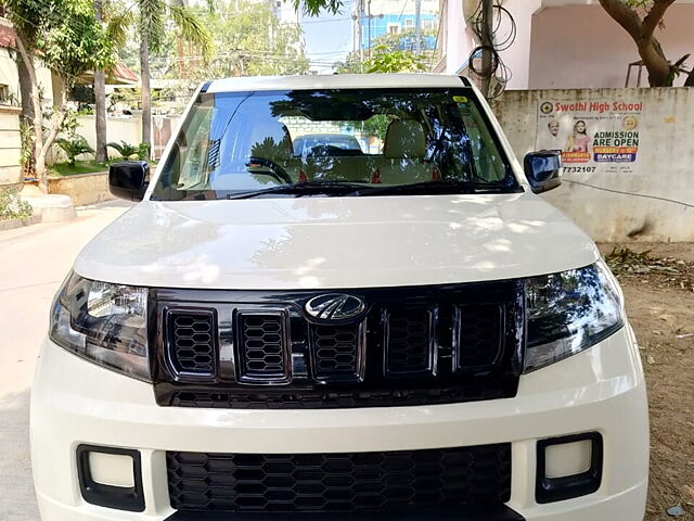 Second Hand Mahindra TUV300 T4 Plus in Hyderabad