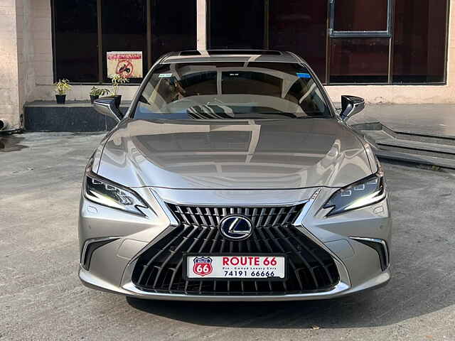 Second Hand Lexus ES 300h Luxury in Chennai