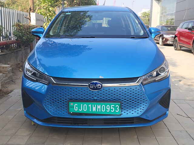 Second Hand BYD e6 GL in Ahmedabad