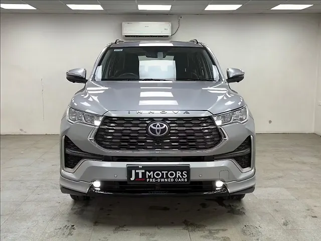 Used 2023 Toyota Innova Hycross ZX Hybrid 7 STR for sale in