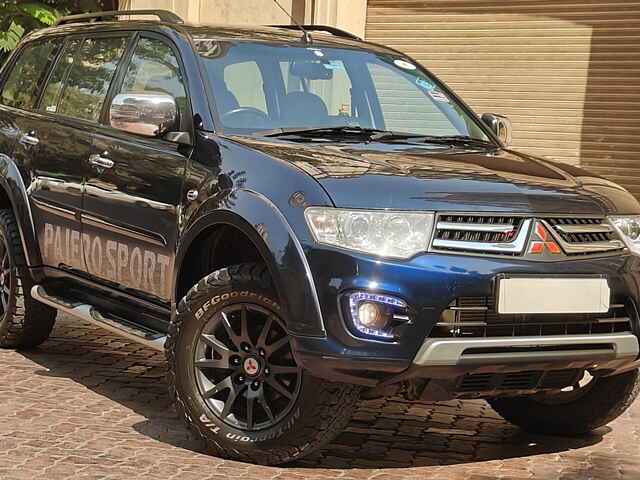 Second Hand Mitsubishi Pajero Sport 2.5 AT in Mumbai