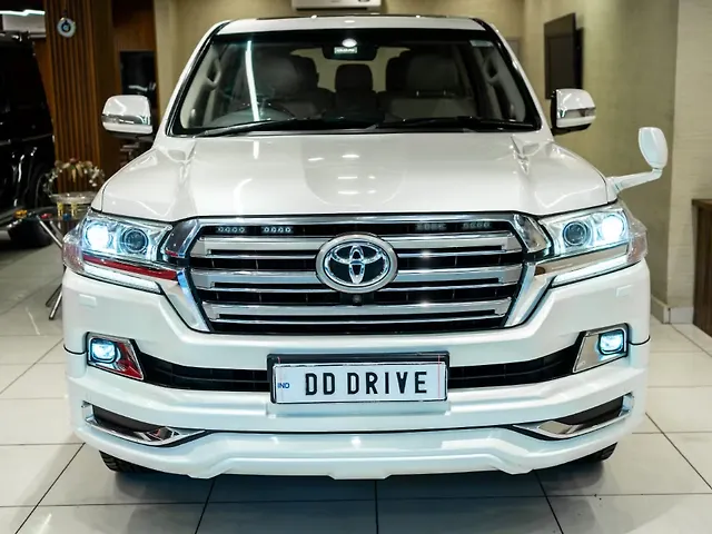Used 2017 Toyota Land Cruiser [2011-2015] LC 200 VX for sale in Delhi ...