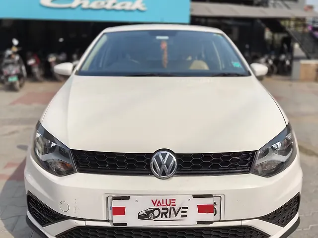 Used Volkswagen Polo Trendline 1.0L MPI in Hyderabad